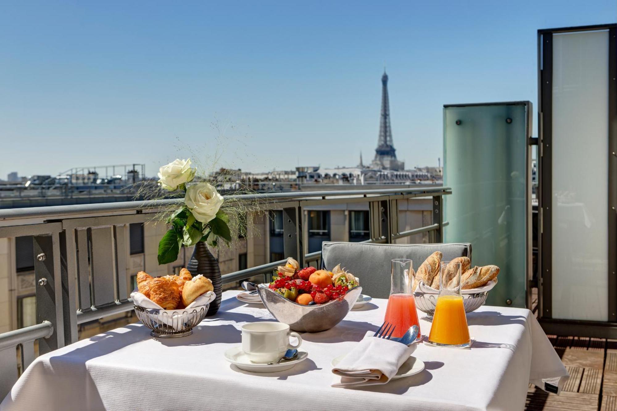 Du Collectionneur Hotel 5*